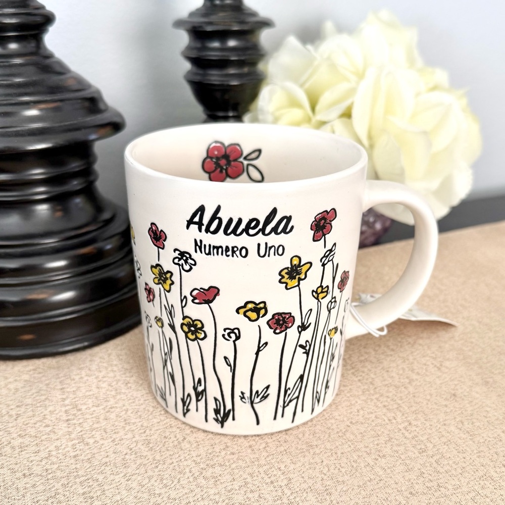 NWT ABUELA Number One Grandmother Ceramic Mug